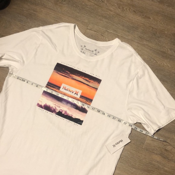 Brand🆕🔥💖🔥 HURLEY short sleeve tee - Picture 7 of 7
